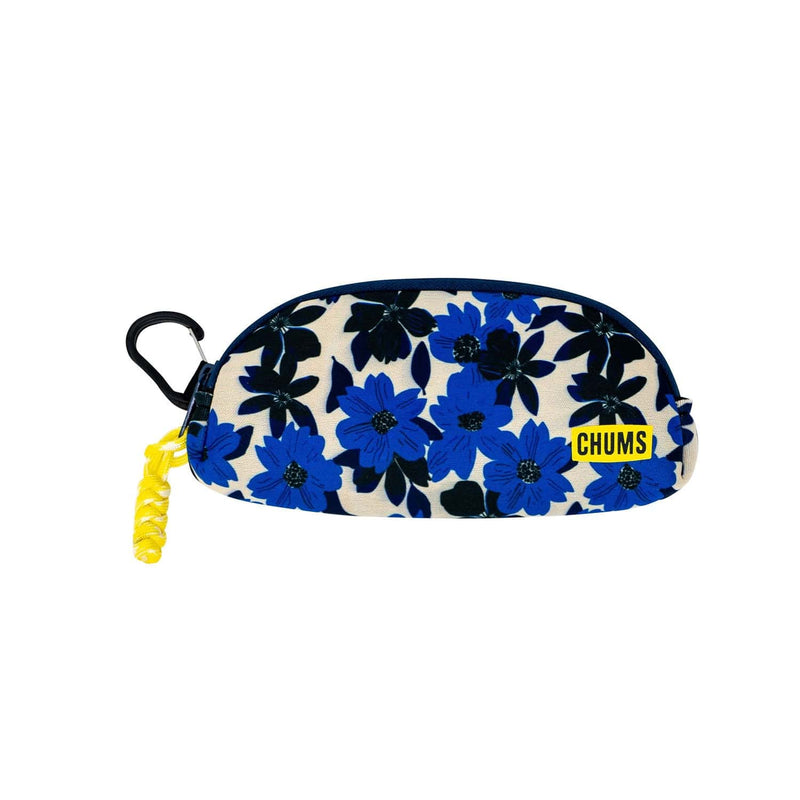 Load image into Gallery viewer, Chums Shade Shelter Eyeglass Case

