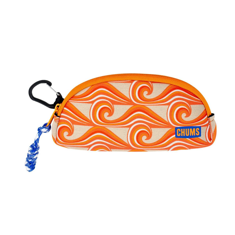 Load image into Gallery viewer, Chums Shade Shelter Eyeglass Case
