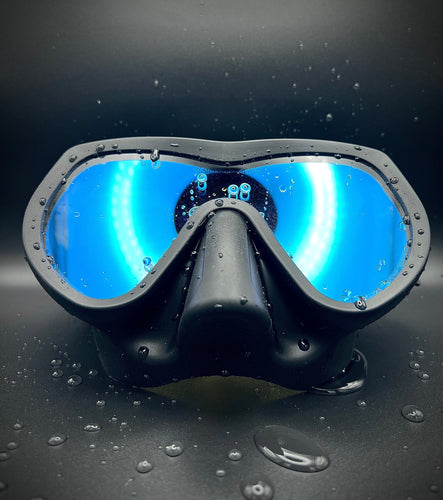 Blue tint frameless dive mask