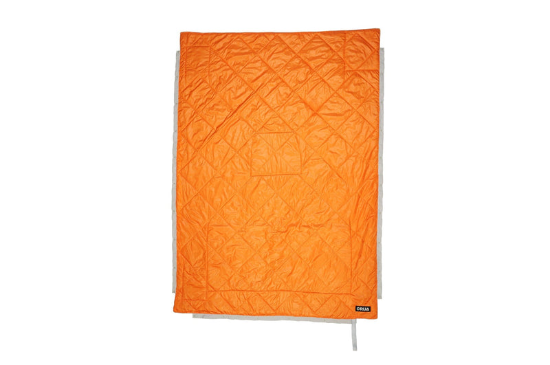 Load image into Gallery viewer, Crua Outdoors Culla Insulated Blanket
