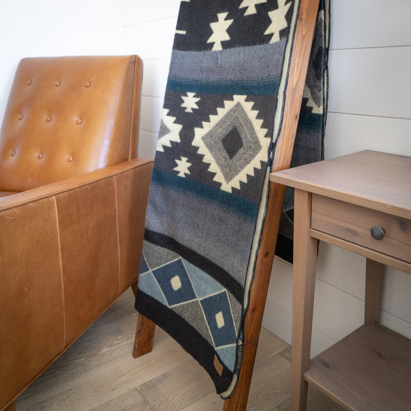 Load image into Gallery viewer, Andean Alpaca Wool Blanket - Midnight by Alpaca Threadz