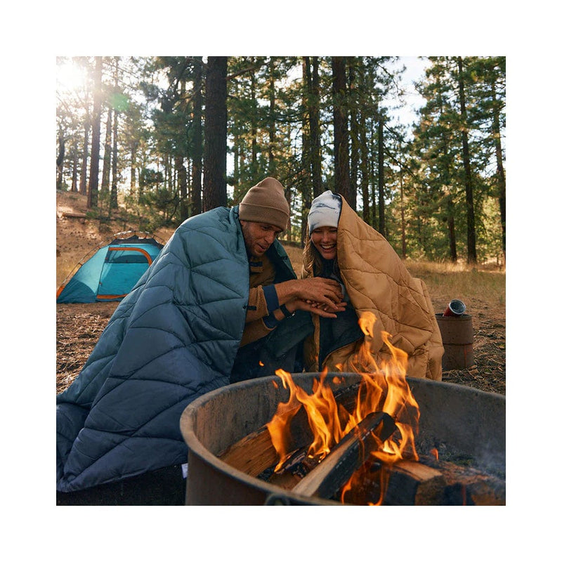 Load image into Gallery viewer, Nomadix Puffer Blanket: Arctic Glow
