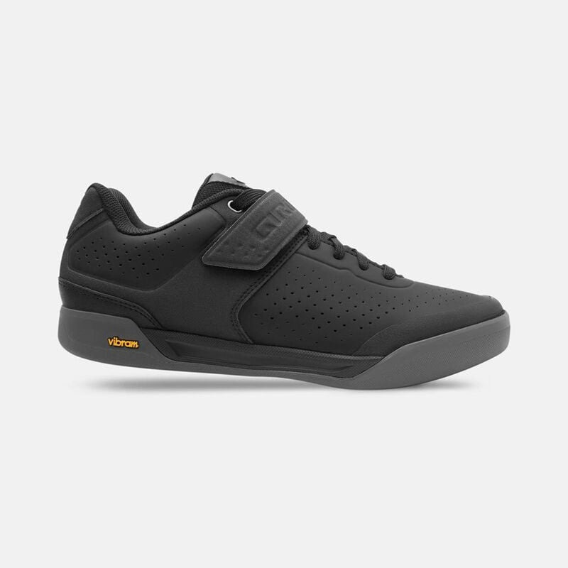 Load image into Gallery viewer, Giro Men's Chamber Cycling Clipless Flat Pedal Shoe