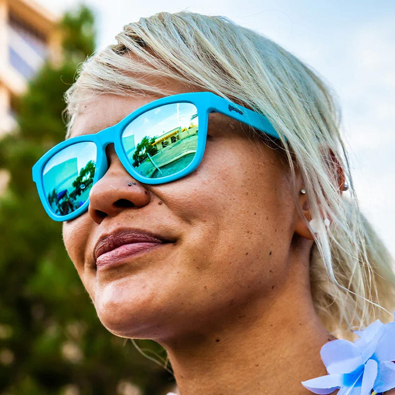 Load image into Gallery viewer, goodr OG Sunglasses - Pool Party Pregame