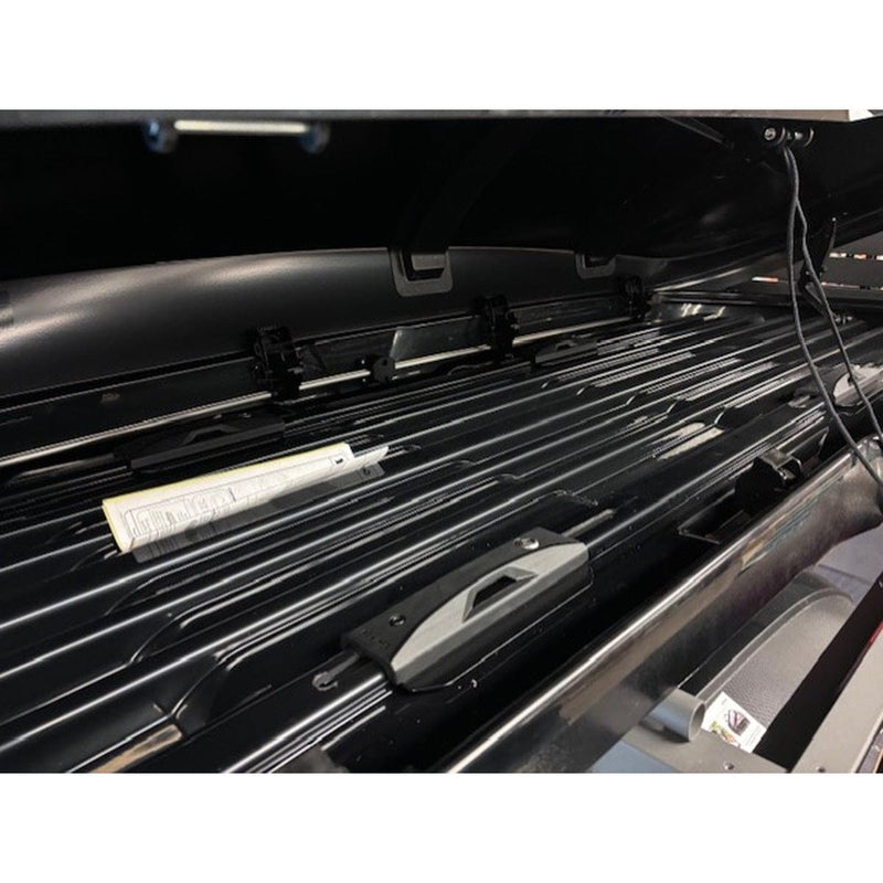 Load image into Gallery viewer, Yakima GrandTour 18 cu ft RoofTop Luggage Box - OPEN BOX DISPLAY