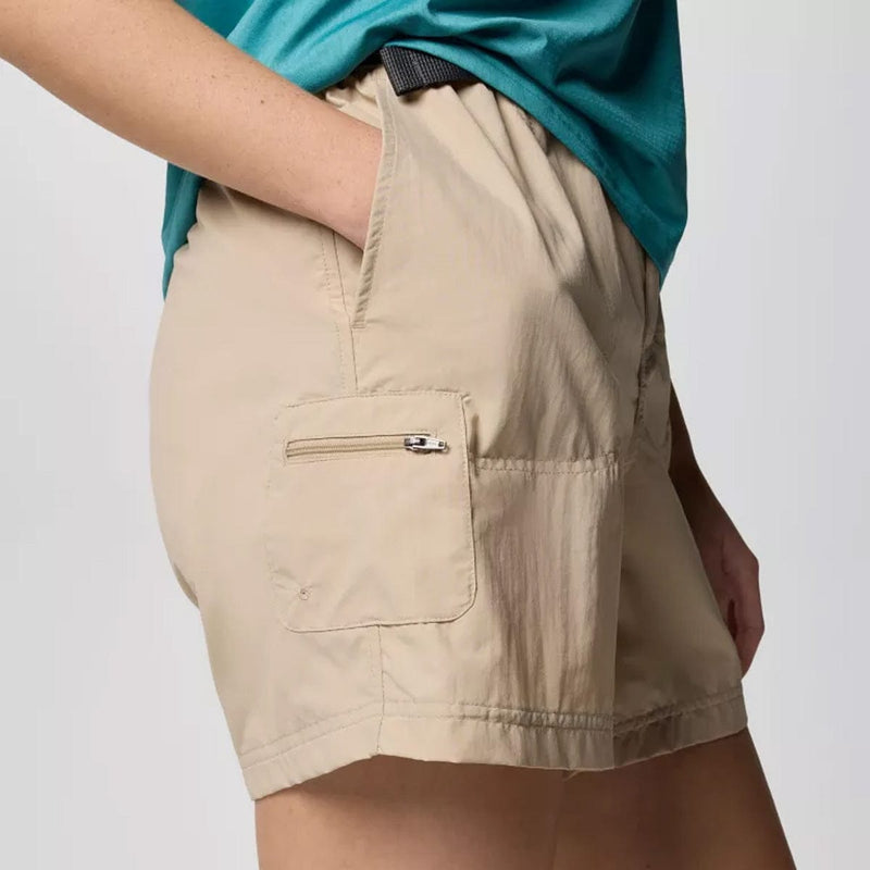 Load image into Gallery viewer, Columbia Women's Sandy River Cargo Short II