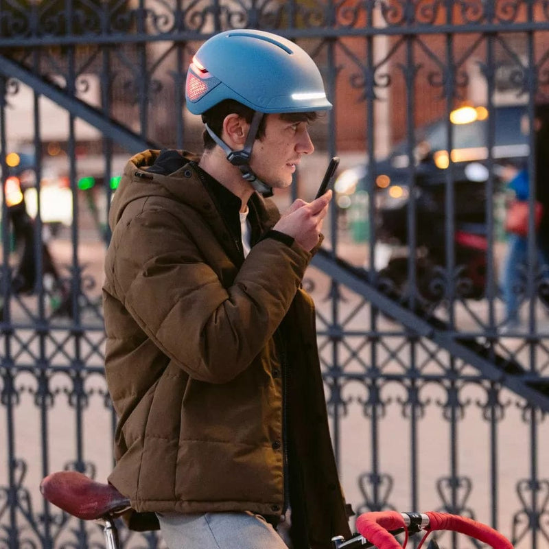 Load image into Gallery viewer, Faro Smart Helmet by UNIT 1