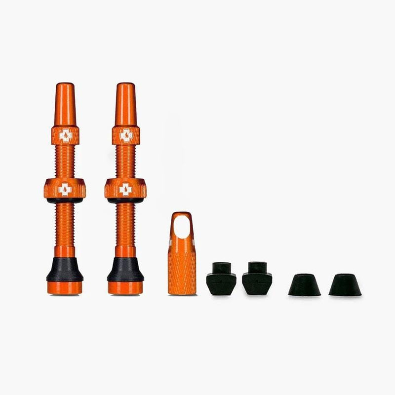 Load image into Gallery viewer, Muc-Off Tubeless Valve Kit Fits Road and Mountain 44mm