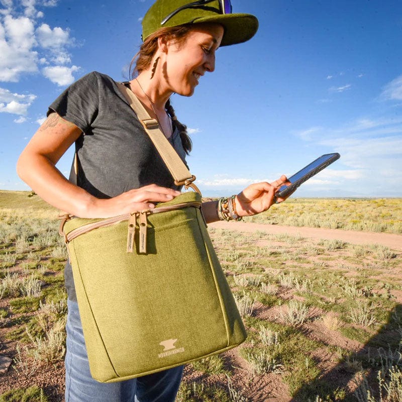 Load image into Gallery viewer, Mountainsmith The Sixer Cooler