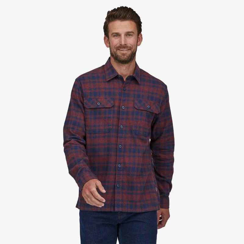 Load image into Gallery viewer, Patagonia Men's Long Sleeve Organic Cotton Midweight Fjord Flannel Shirt