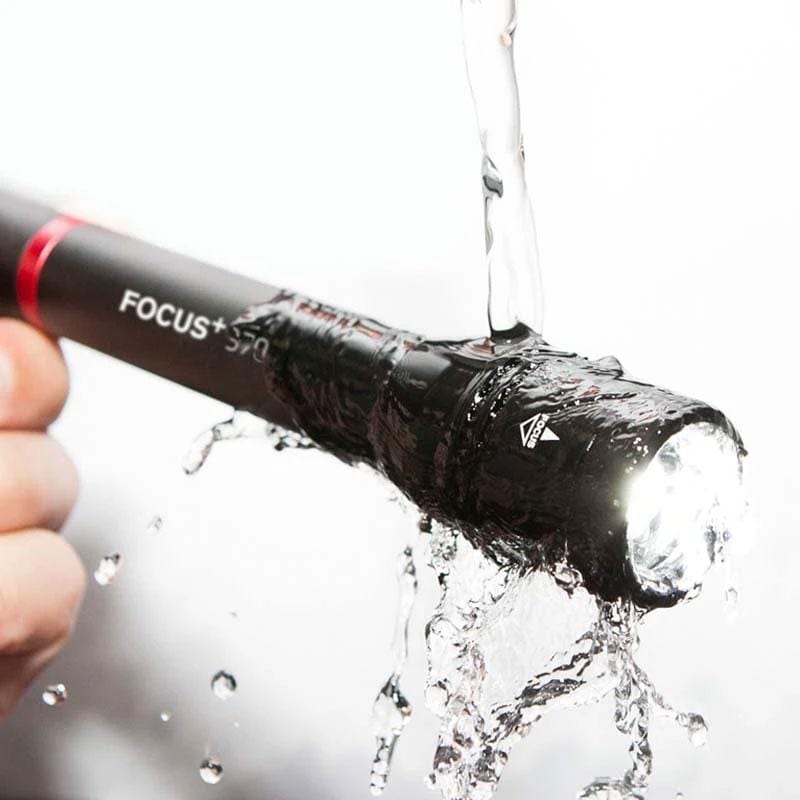 Load image into Gallery viewer, NiteRider FOCUS+ 370 Handheld Flashlight