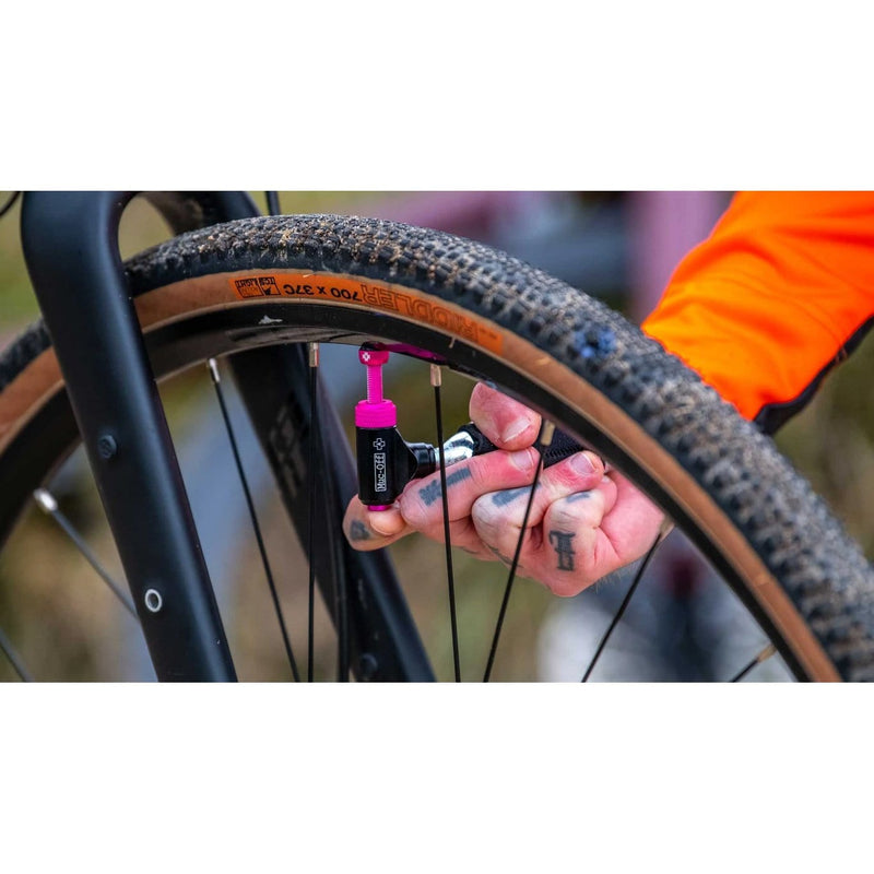 Load image into Gallery viewer, Muc-Off Road Inflator Kit