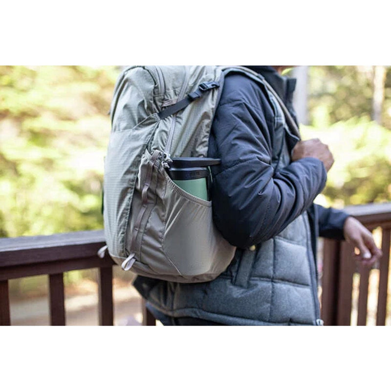Load image into Gallery viewer, CamelBak Forge Flow 20 oz Insulated Stainless Steel Travel Mug