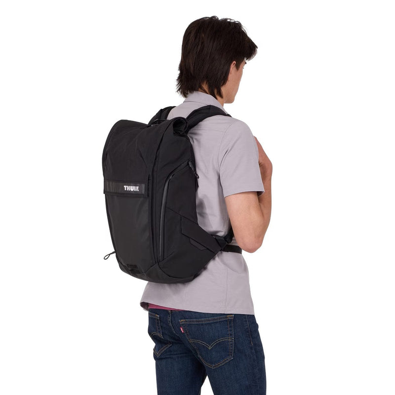 Load image into Gallery viewer, Thule Paramount Commuter Backpack 20L
