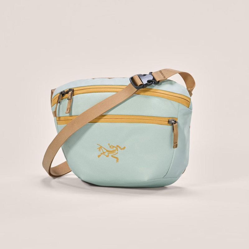 Load image into Gallery viewer, Arc&#39;teryx Mantis 2 Waist Pack
