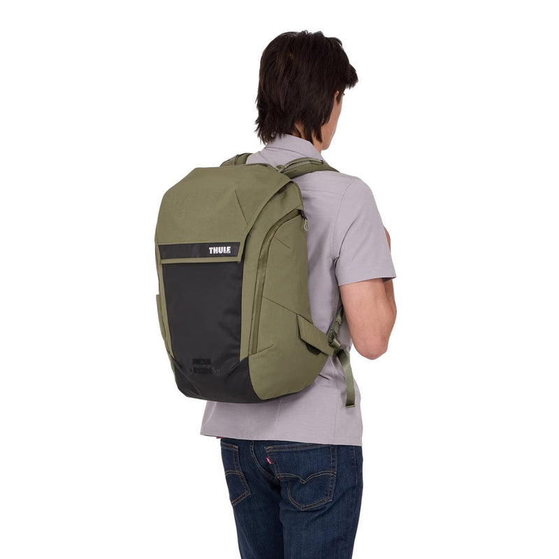 Load image into Gallery viewer, Thule Paramount Commuter Backpack 28L
